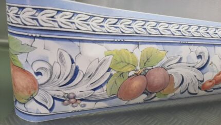 BORDURE ADHÉSIVE AVEC DES VAGUES BLANCHES ET DES FRUITS