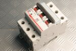 Bticino F83H/16 interruttore magnetotermico 3 poli 16A P.I. 10KA - immagine 2