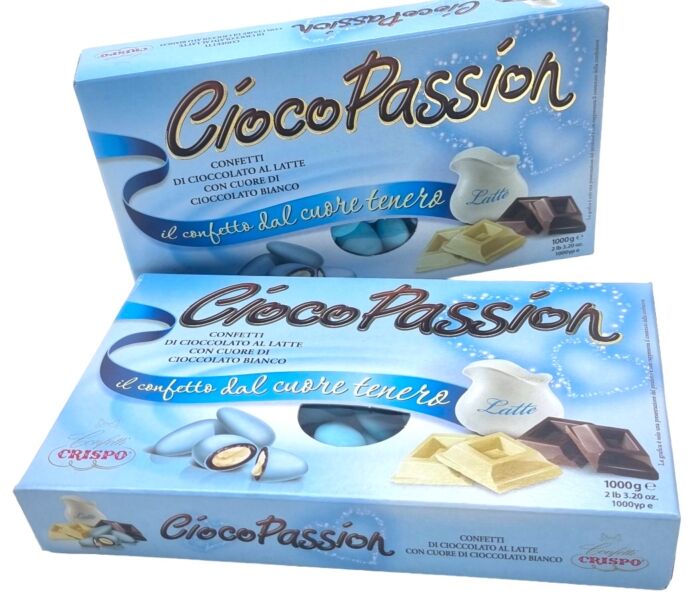 product-18189-0-f22aed59-700 Dragèes en chocolat au lait bleu clair avec coeur en chocolat blanc - immagine 1
