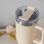 Flamingueo Tazza Termica - Borraccia con Cannuccia Beige - immagine 2
