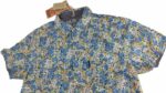 CHEMISE BLANCHE À FLEURS BLEUES À MANCHES COURTES TAILLE L PAR HEROD