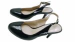 Décolleté nere in vernice con cinturino slingback e tacco 9 cm - immagine 3