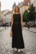 ABITO DONNA NERO LUNGO SMANICATO TAG. - immagine 2