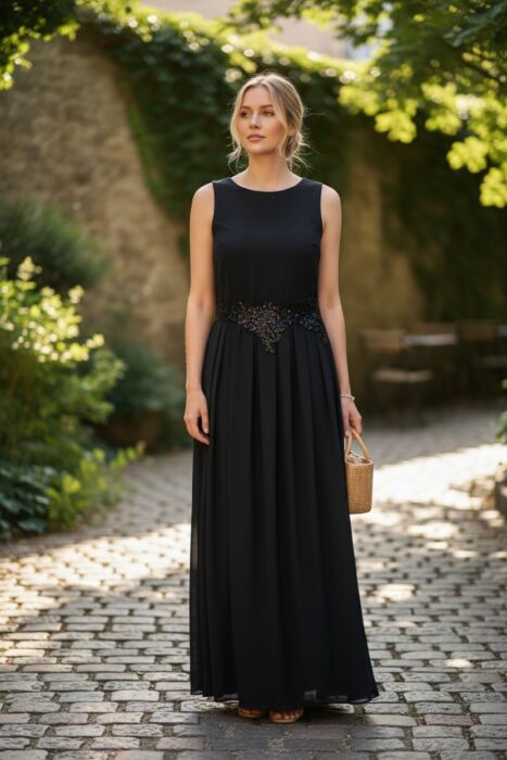 product-20013-0-e7c25bca-700 ABITO DONNA NERO LUNGO SMANICATO TAG. - immagine 1