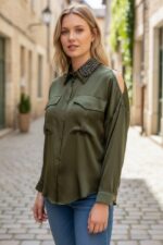 CAMICIA DONNA VERDE MILITARE SATIN A SPALLE SCOPERTE - immagine 3