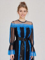 Robe courte bicolore noire et bleue en tulle et dentelle - immagine 2