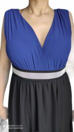 abito lungo bicolore con corpetto blu e gonna nera, scollo a V - immagine 6