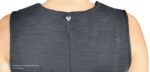 tubino senza maniche nero o grigio scuro con una distintiva texture a costine e uno scollo a V by originale marines - immagine 4